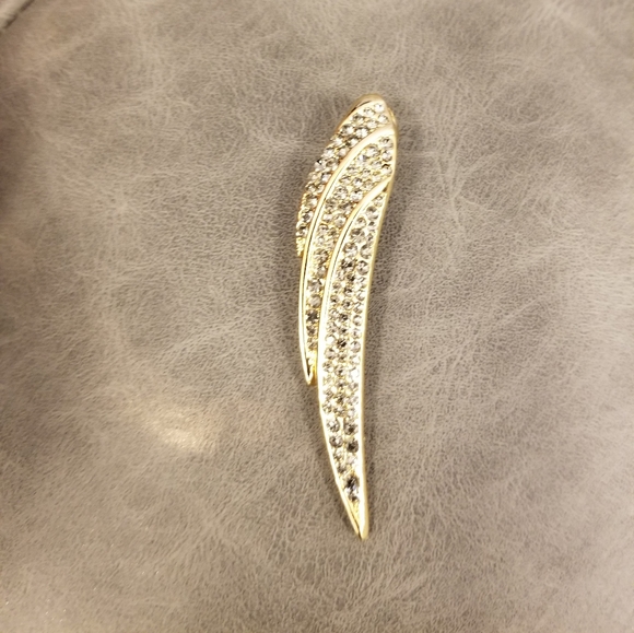 Vince camuto pendant - Picture 2 of 3